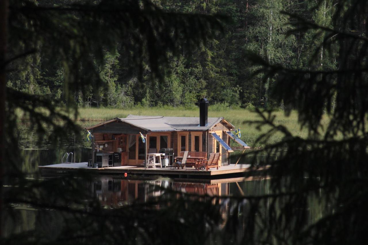 Rustika Strandstugor Utanfoer Raettvik Экстерьер фото