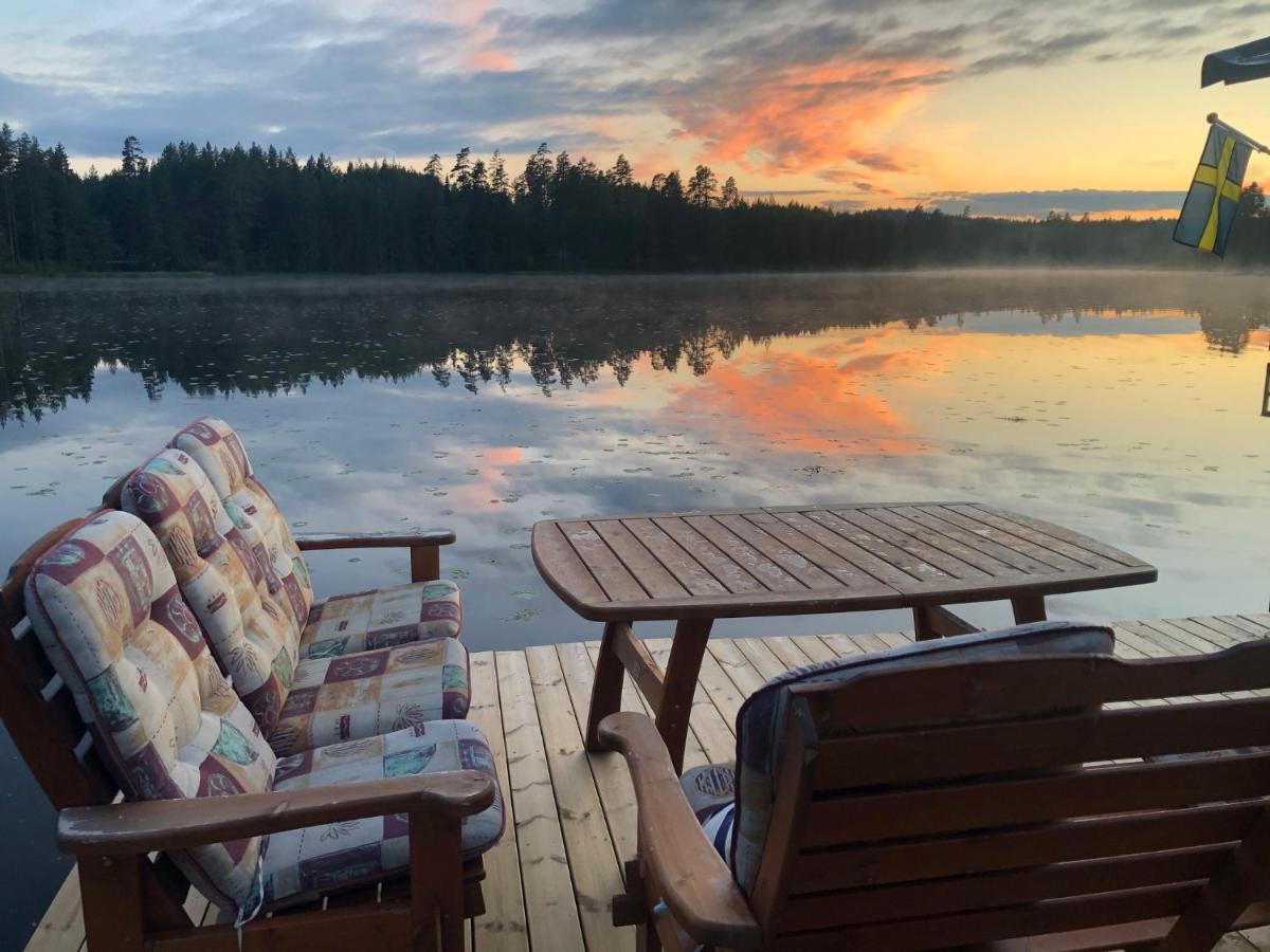 Rustika Strandstugor Utanfoer Raettvik Экстерьер фото