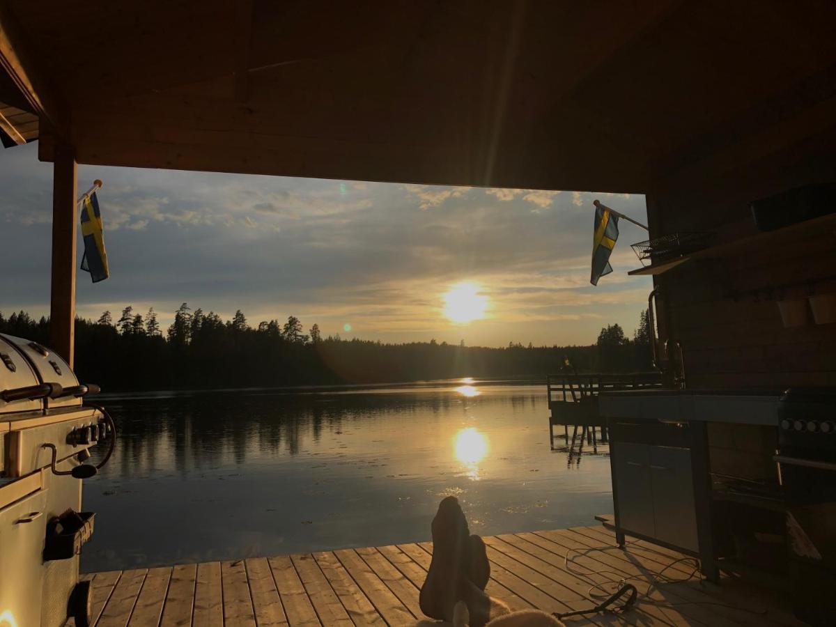 Rustika Strandstugor Utanfoer Raettvik Экстерьер фото