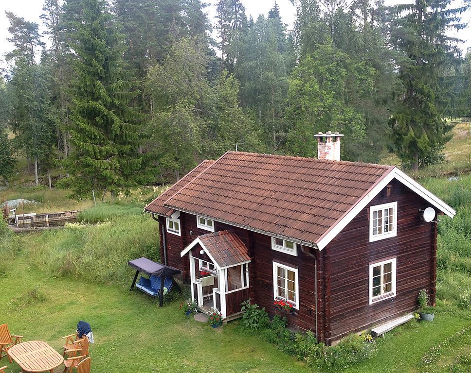 Rustika Strandstugor Utanfoer Raettvik Экстерьер фото