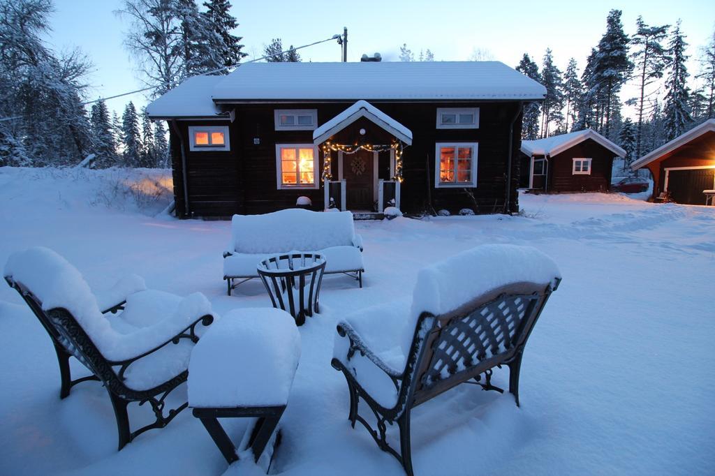 Rustika Strandstugor Utanfoer Raettvik Экстерьер фото