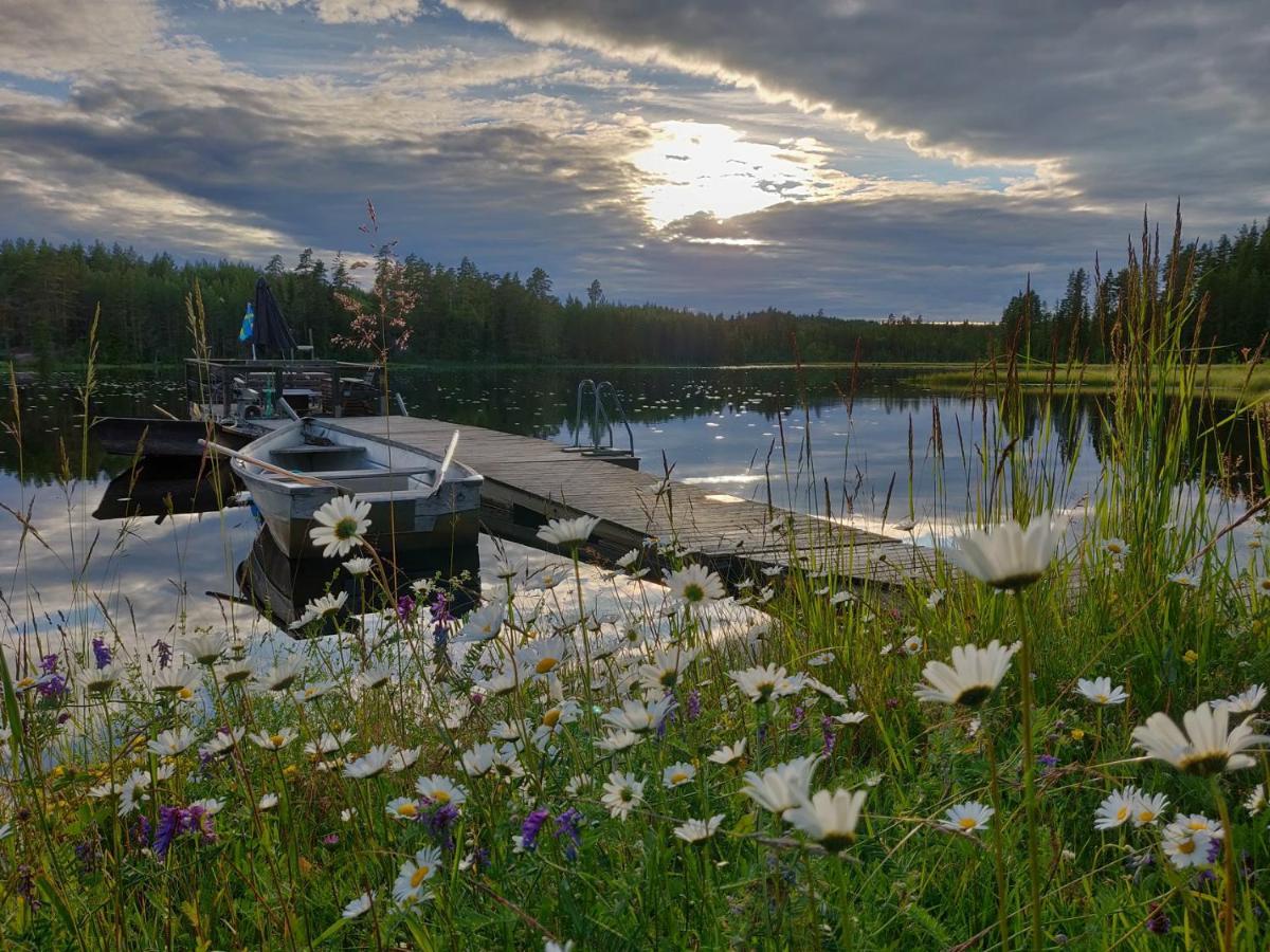 Rustika Strandstugor Utanfoer Raettvik Экстерьер фото